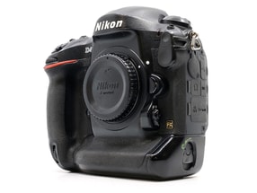 Nikon D4s