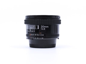 Nikon AF Nikkor 20mm f/2.8