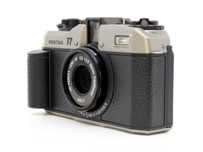 Pentax 17