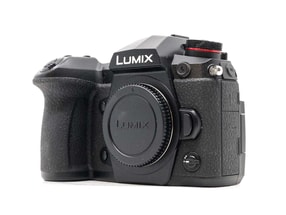 Panasonic Lumix DC-G9