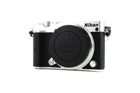 Nikon 1 J5
