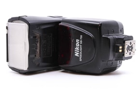 Nikon SB-700 Speedlight