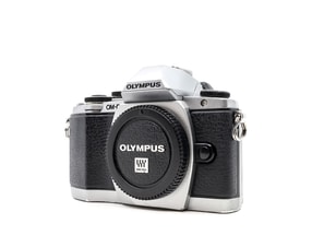 Olympus OM-D E-M10