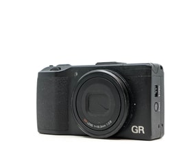 Ricoh GR