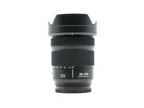Panasonic Lumix S 28-200mm f/4-7.1