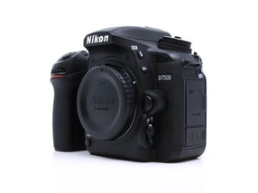 Nikon D7500