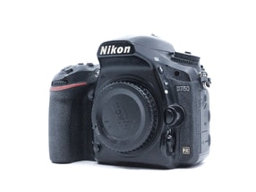 Nikon D750