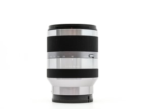 Sony E 18-200mm f/3.5-6.3 OSS