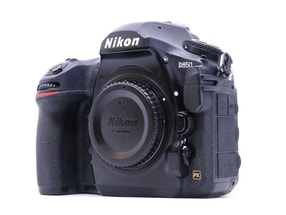 Nikon D850