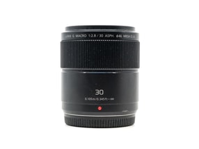 Panasonic Lumix G Macro 30mm f/2.8 ASPH Mega O.I.S.