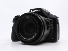 Panasonic Lumix DMC-FZ300