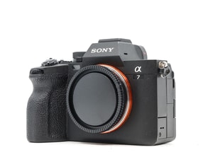 Sony Alpha A7 IV