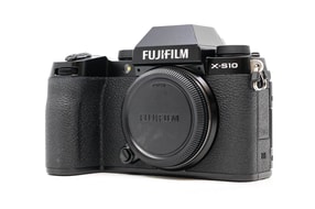 Fujifilm X-S10
