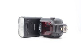 Nikon SB-910 Speedlight