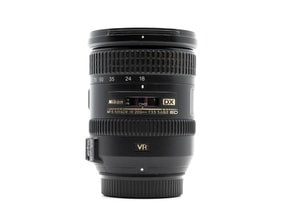 Nikon AF-S DX Nikkor 18-200mm f/3.5-5.6G IF-ED VR II