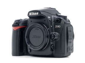 Nikon D90