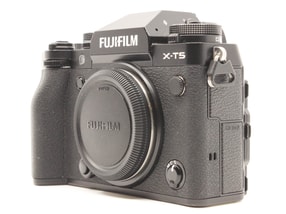 Fujifilm X-T5