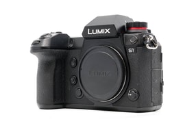 Panasonic Lumix DC-S1