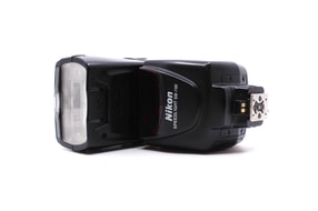 Nikon SB-700 Speedlight