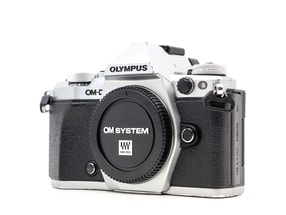 Olympus OM-D E-M5 Mark II