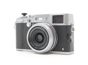 Fujifilm X100s