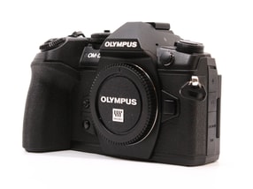 Olympus OM-D E-M1 Mark II