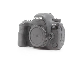 Canon EOS 6D Mark II