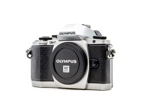 Olympus OM-D E-M10