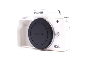 Canon EOS M50