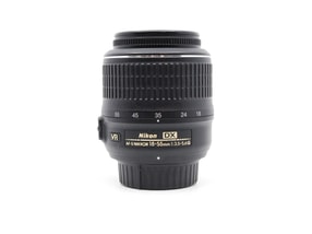 Nikon AF-S DX Nikkor 18-55mm f/3.5-5.6G VR