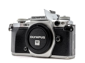 Olympus OM-D E-M5 Mark II