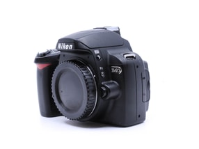 Nikon D40