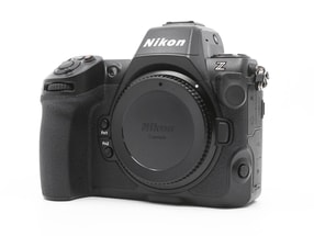 Nikon Z8
