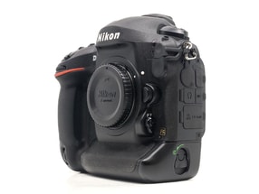 Nikon D4