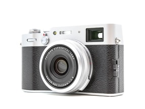 Fujifilm X100V