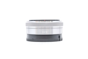Sony E 16mm f/2.8