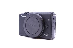Canon EOS M200