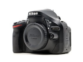 Nikon D5200