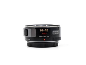 Panasonic Lumix G X Vario PZ 14-42mm f/3.5-5.6 ASPH Power O.I.S.