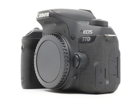 Canon EOS 77D