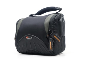 Borsa Lowepro Apex 110 AW