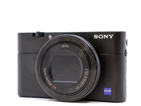 Sony Cyber-shot RX100 Mark V