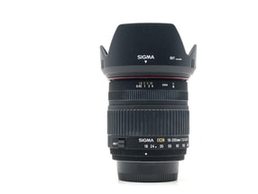 Sigma 18-200mm f/3.5-6.3 DC - Monture Nikon