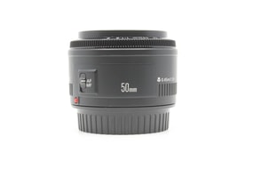 Canon EF 50mm f/1.8 II