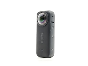 Insta360 X3