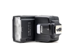 Nissin i40 Flashgun - Fujifilm Dedicated