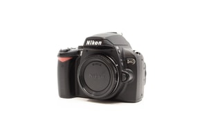 Nikon D40