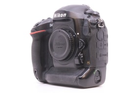 Nikon D4s