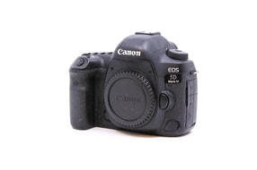 Canon EOS 5D Mark IV
