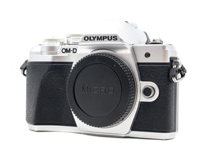 Olympus OM-D E-M10 Mark III